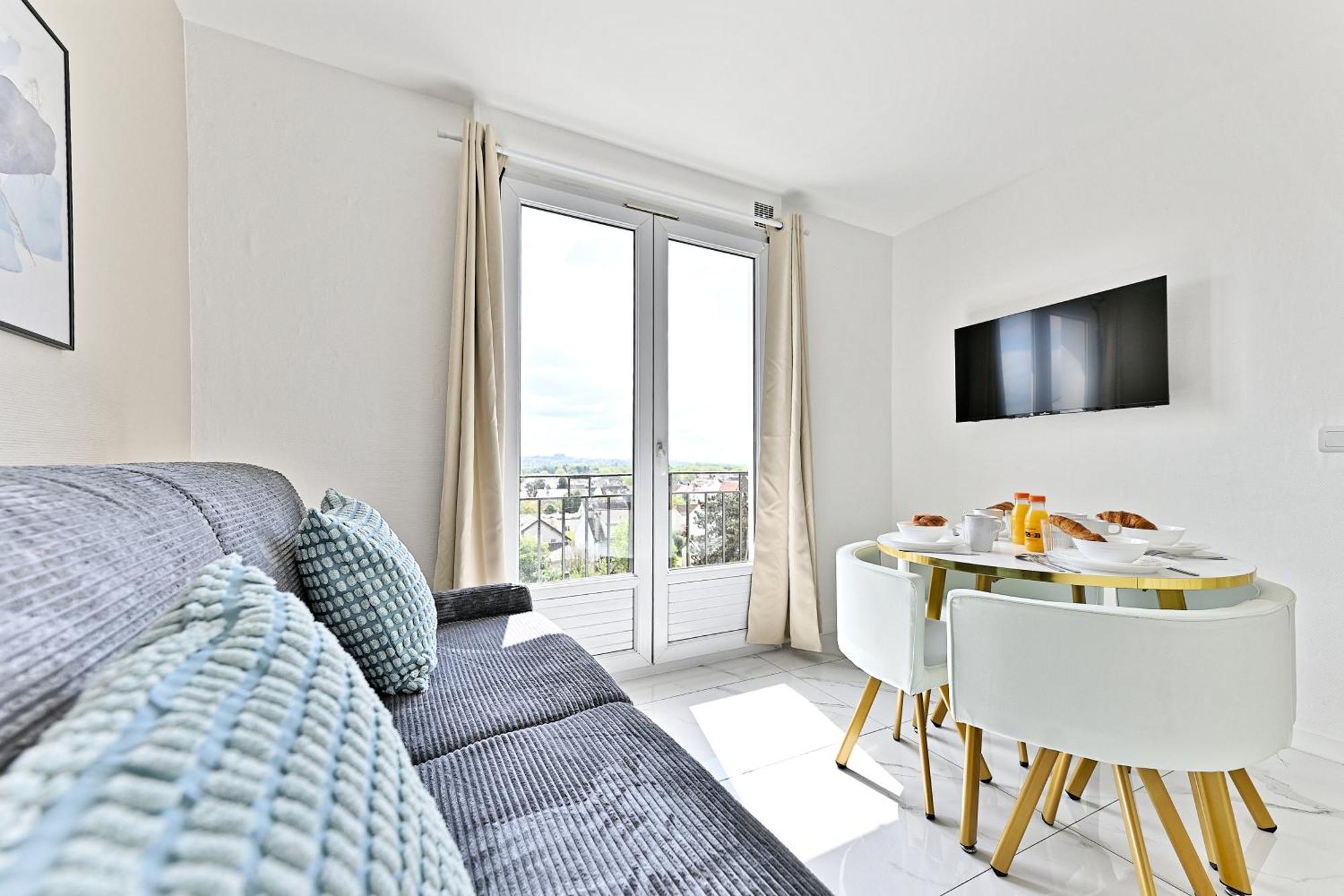 Proche De Paris - * Gagny
