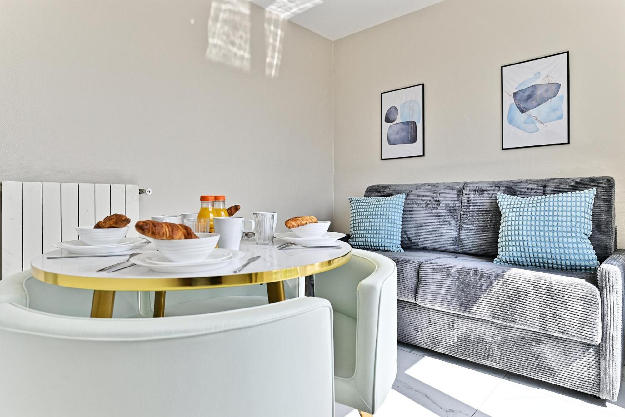 Proche De Paris - Apartment *